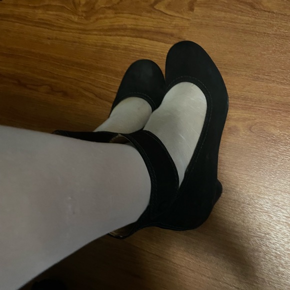 Corso Como Women’s Black Suede shoe boots. - Picture 8 of 13